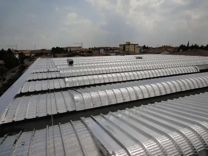 Copertura capannone industriale, realizzazione MB Coperture Group
