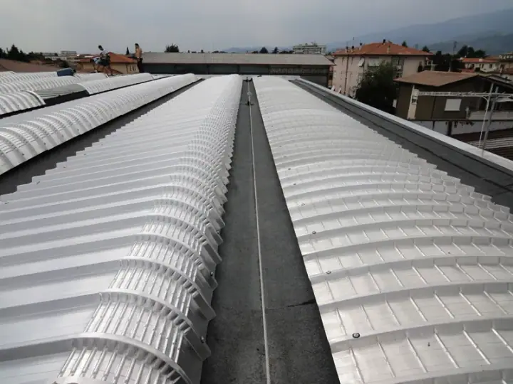 Copertura capannone industriale, realizzazione MB Coperture Group