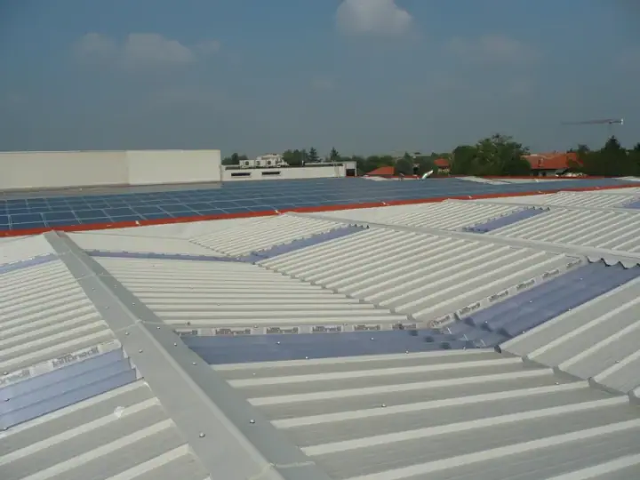 Copertura capannone industriale, realizzazione MB Coperture Group