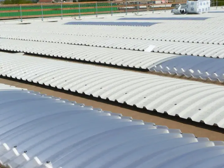 Copertura capannone industriale, realizzazione MB Coperture Group