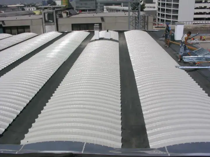 Copertura capannone industriale, realizzazione MB Coperture Group